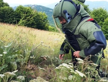 Νάρκη βρέθηκε στο μονοπάτι προς την Ιερά Μονή Παναγίας Στομίου (φώτο)